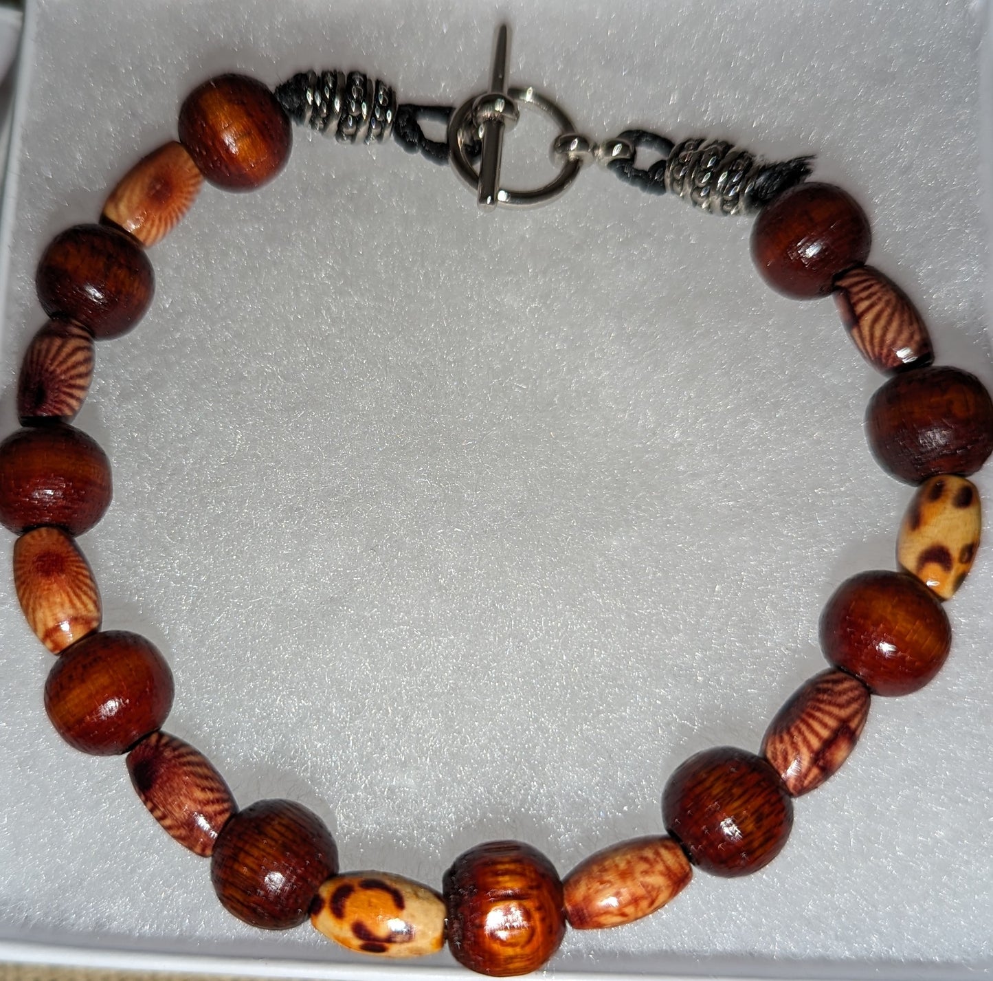 Wood beaded bracelet