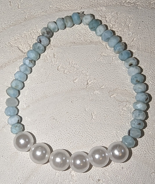 Semi precious larimar and white beaded stretch bracelet