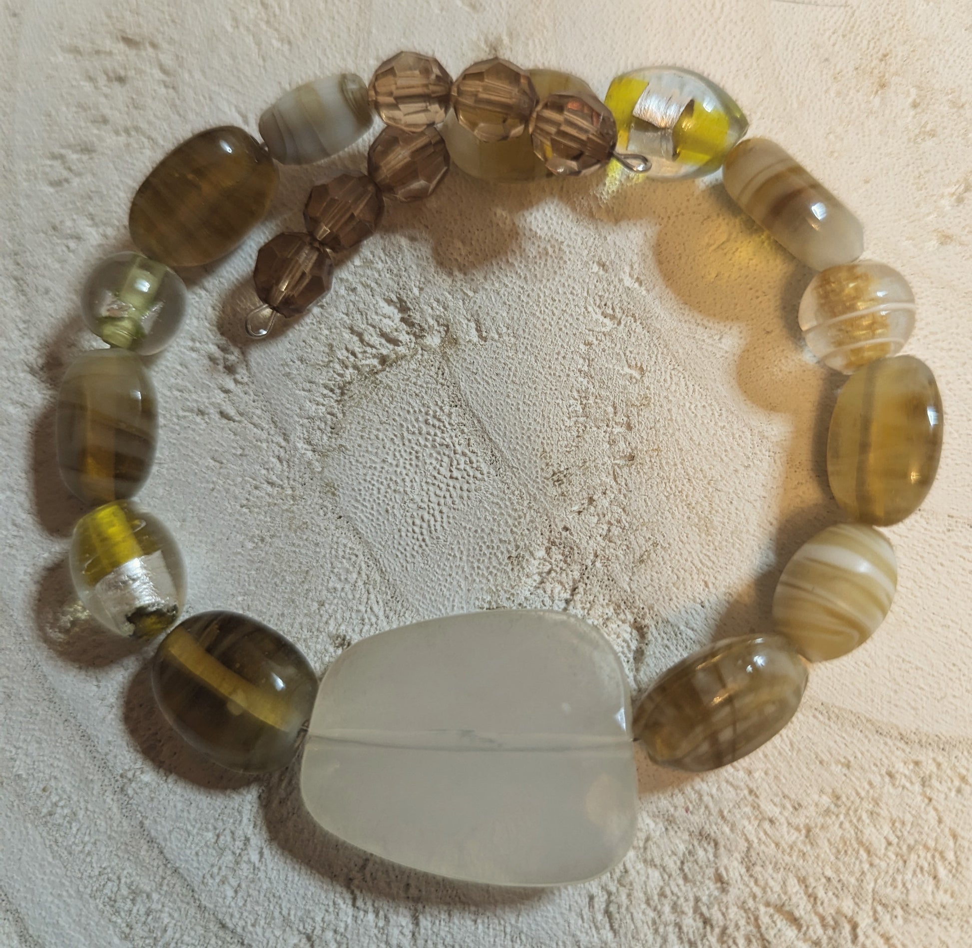 Beaded bracelet with brown and clear beads