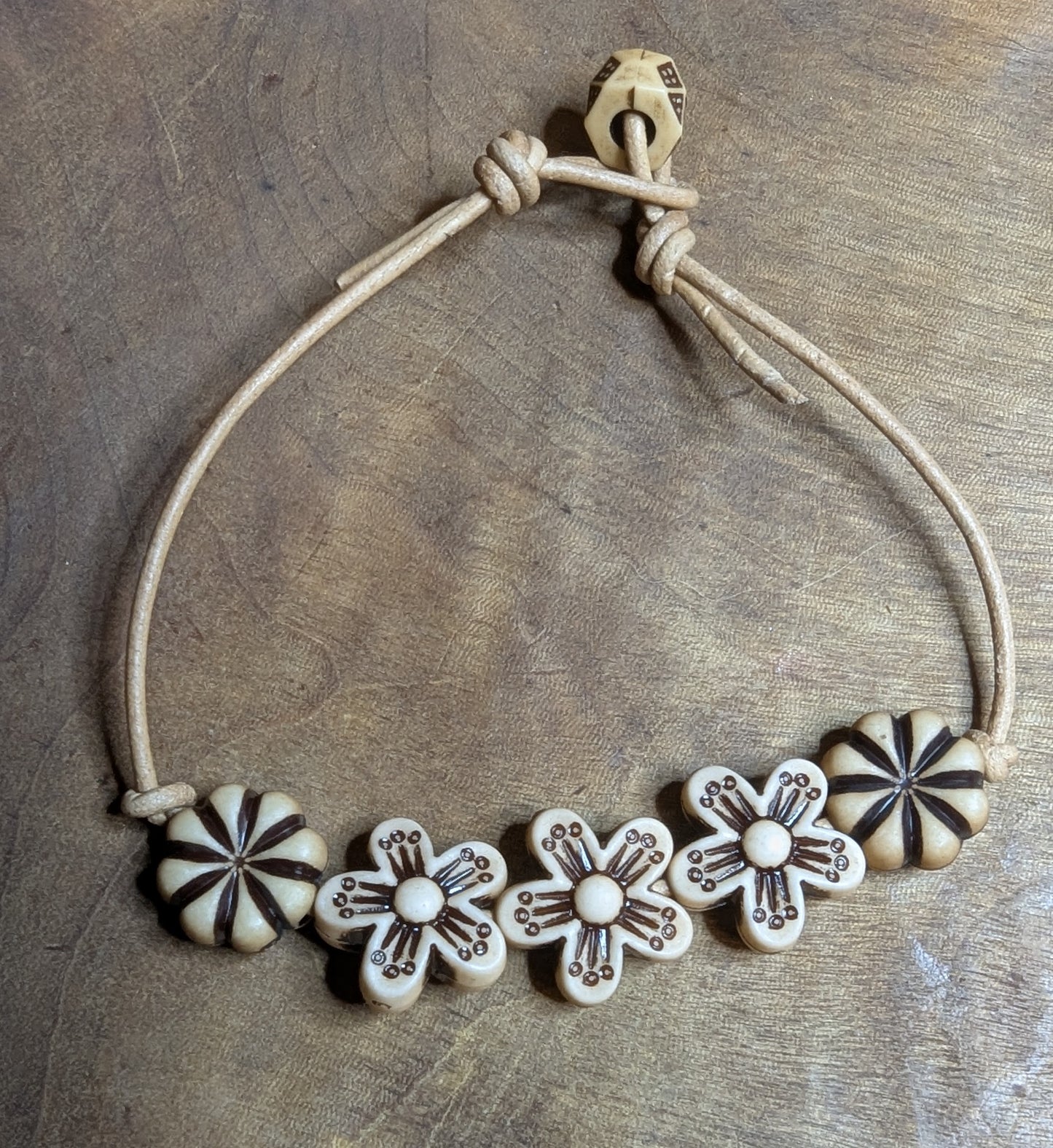 Necklace with floral beads